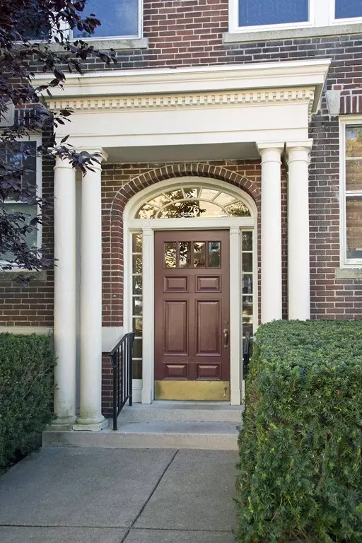 Brookline, MA 02446,26 Egmont #3 C1-2