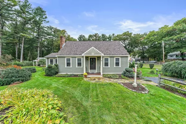 8 Perkins Rd, Pembroke, MA 02359