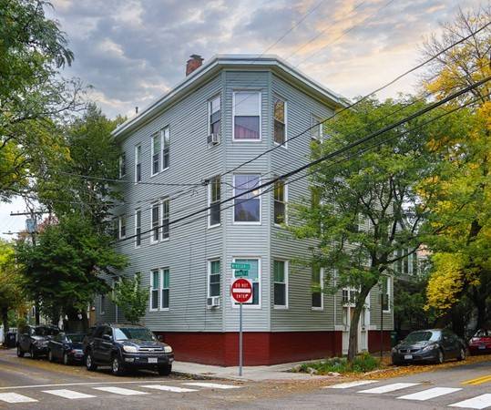 267 Windsor St #2, Cambridge, MA 02139