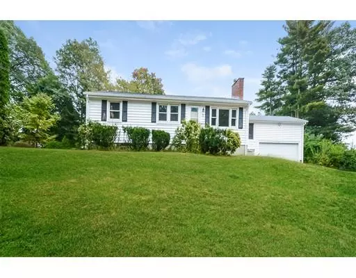 8 Woodridge Rd, Maynard, MA 01754