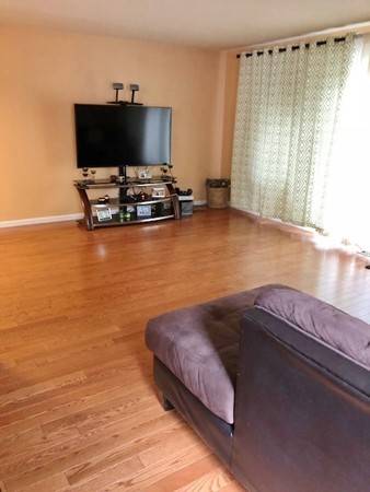 Holden, MA 01522,21 Village Way #21