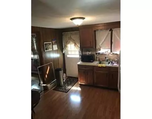 Swansea, MA 02777,134 Hollister