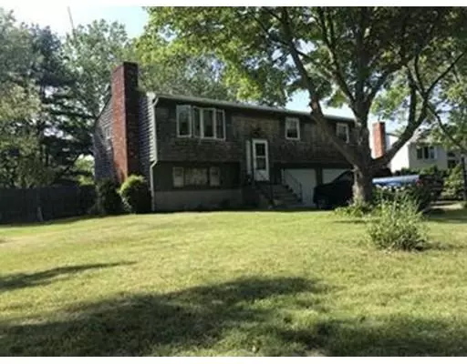 Swansea, MA 02777,134 Hollister