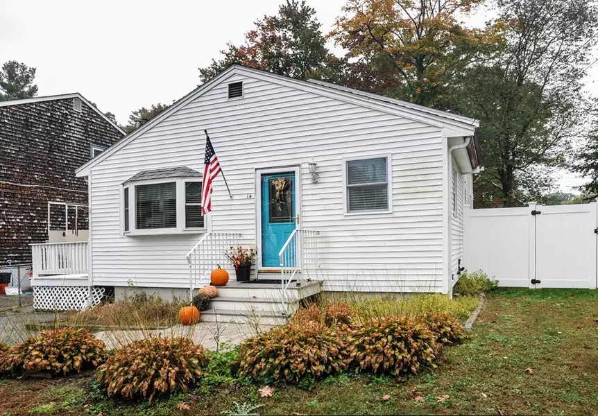 14 Dale Rd, Holbrook, MA 02343