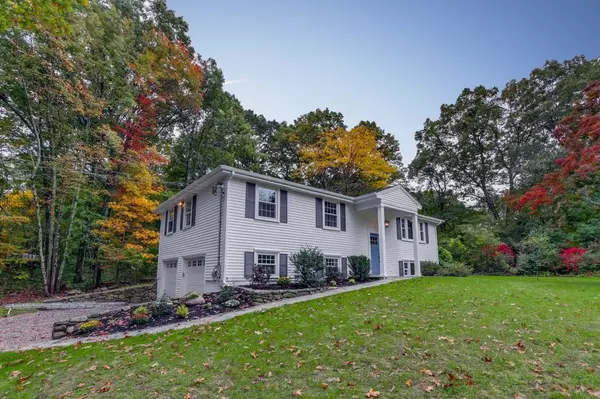 10 Broadview St, Acton, MA 01720