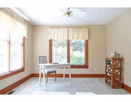 Carlisle, MA 01741,51 Spencer Brook Ln