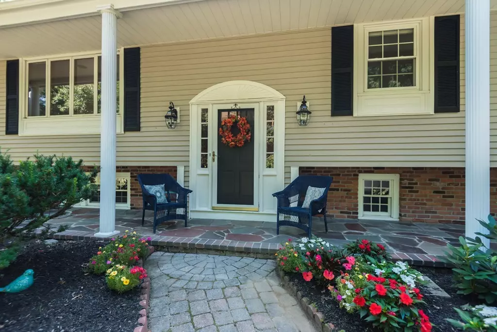 Andover, MA 01810,264 River Rd