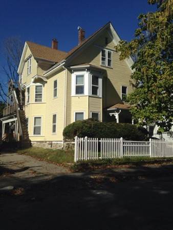 17 Moreland St, Brockton, MA 02301