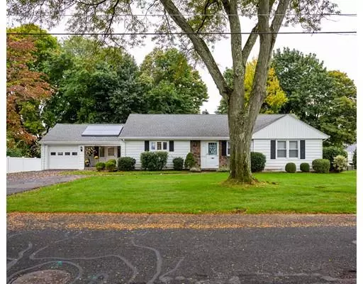 93 Tatham Hill Rd, West Springfield, MA 01089