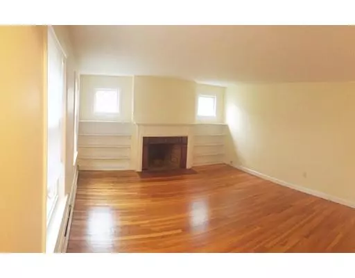 Brookline, MA 02467,52 Meadowbrook Rd