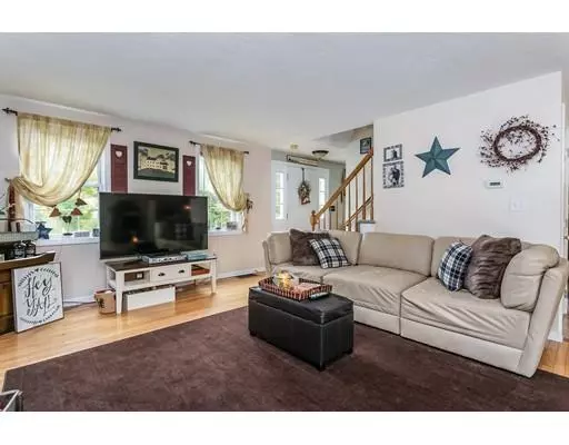 Taunton, MA 02718,61 Stephanie Circle