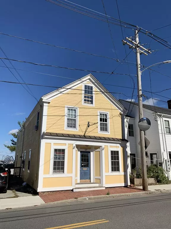 127 Water Street, Newburyport, MA 01950