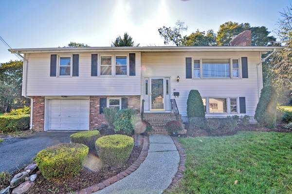 10 Maguire Ave, Avon, MA 02322