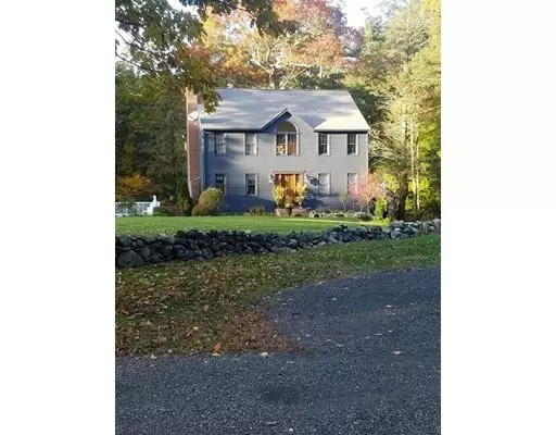 43 Barrows St, Norton, MA 02766