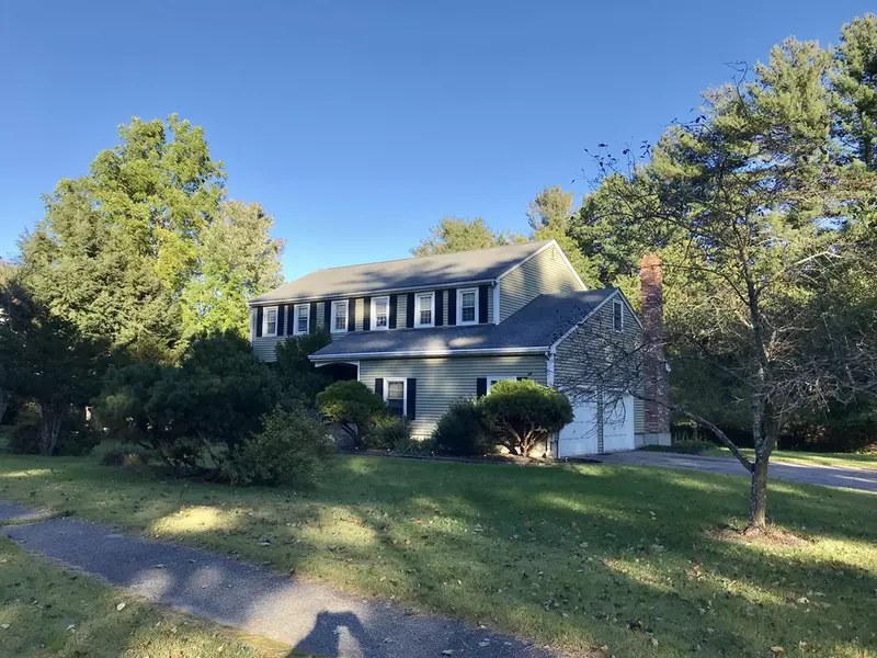 28 Blacksmith Drive, Medfield, MA 02052