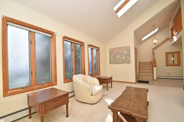 Fitchburg, MA 01420,699 Franklin Rd