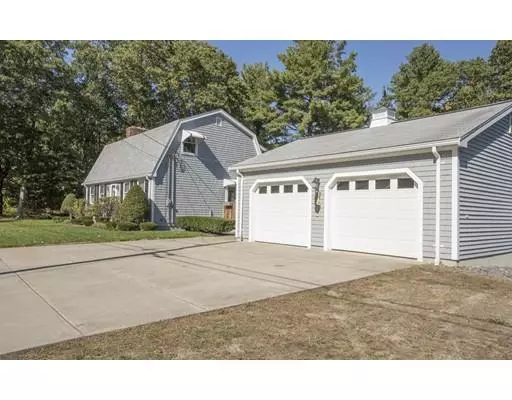 Taunton, MA 02780,19 Bassett St