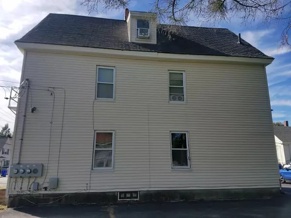 Taunton, MA 02780,14 Wilbur St