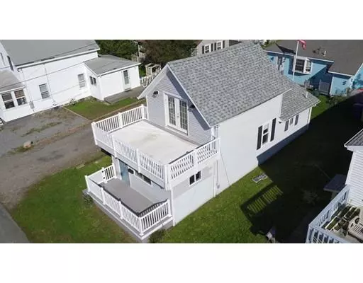 Fairhaven, MA 02719,44 Bayview Ave