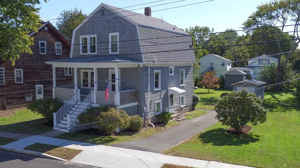 Fairhaven, MA 02719,49 Elm Ave