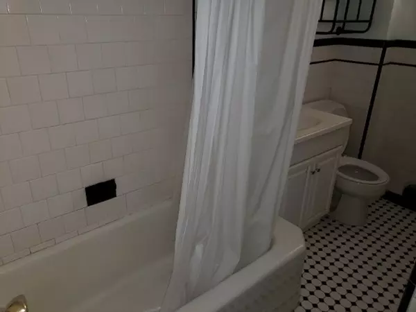 Lynn, MA 01902,15 Sanderson Ave