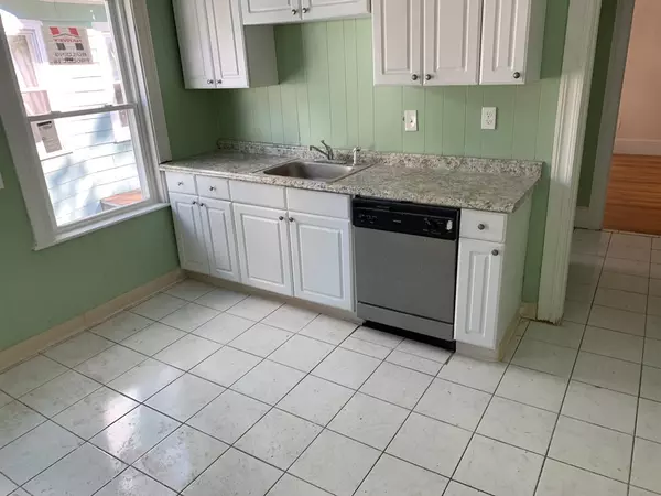 Malden, MA 02148,7-9 Meridian Parkway