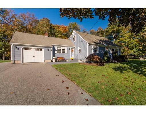 1 Pimental Dr, Seekonk, MA 02771