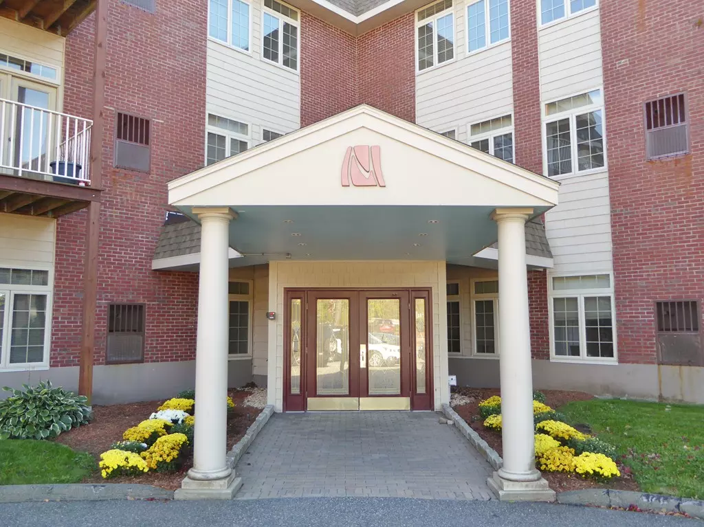 Beverly, MA 01915,40 Heather St #111