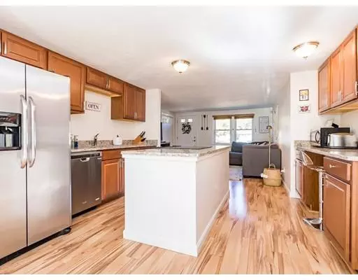 46 Rhodes Circle, Hingham, MA 02043