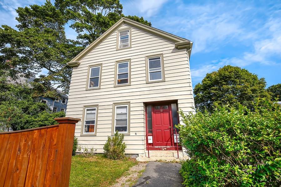 32 Bartlett St #2, Beverly, MA 01915