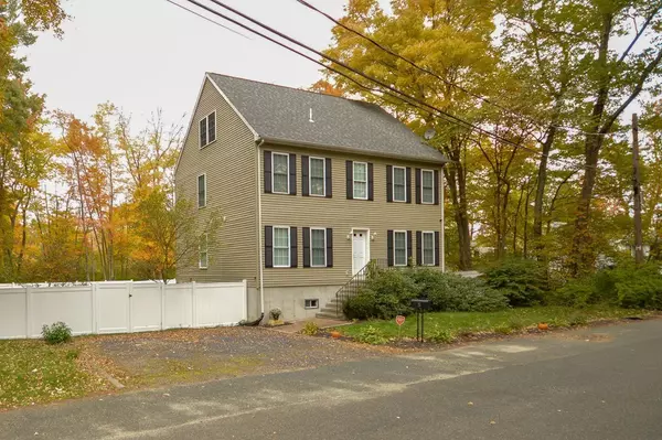 5 Root St, Randolph, MA 02368