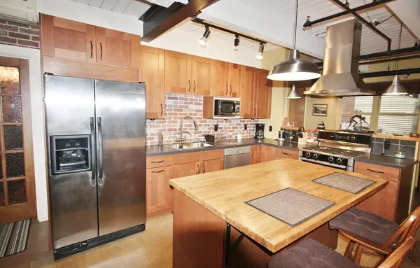 406 Lincoln Street #105, Marlborough, MA 01752