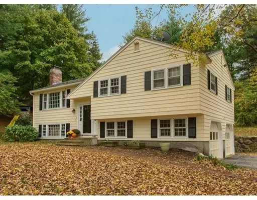 10 Cherry Lane, Westford, MA 01886