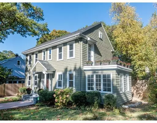 Newton, MA 02461,49 Duncklee St