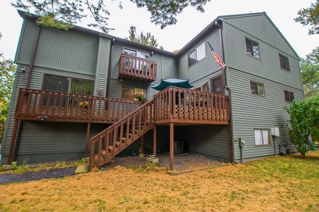 Ashland, MA 01721,21 Spyglass Hill Dr #21