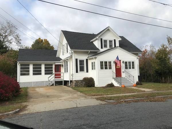 Worcester, MA 01606,15 Ivernia Rd