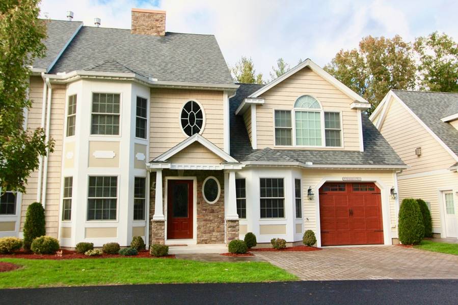 15 Kensington #15, Tewksbury, MA 01876