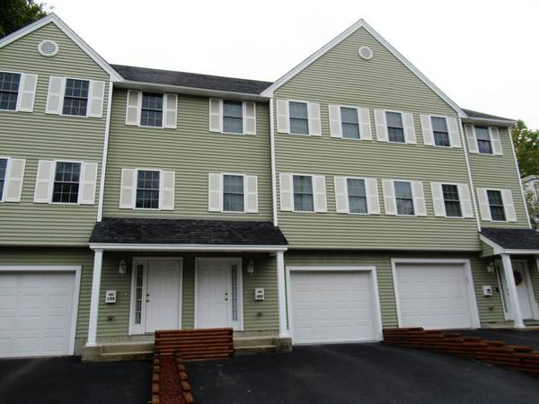 152 Daniels St #152, Fitchburg, MA 01420