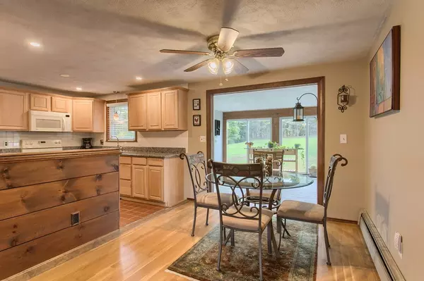 Pepperell, MA 01463,82 Oak Hill Street