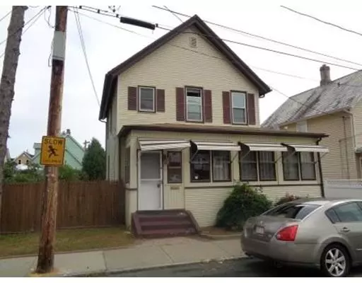 35 Springdale, Holyoke, MA 01040