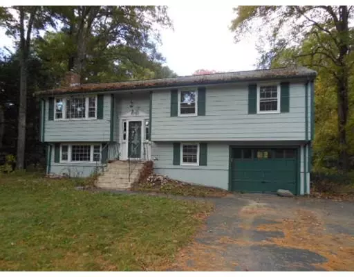 4 Gary Rd, Norton, MA 02766