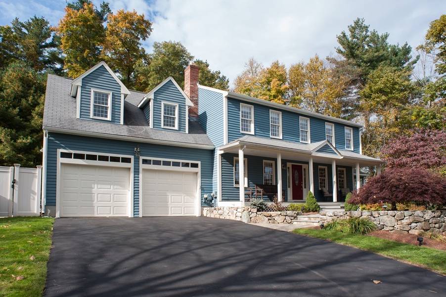 46 Westcott Rd, Hopedale, MA 01747