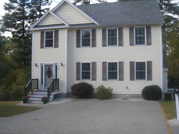 42 Perron Way, Lowell, MA 01854