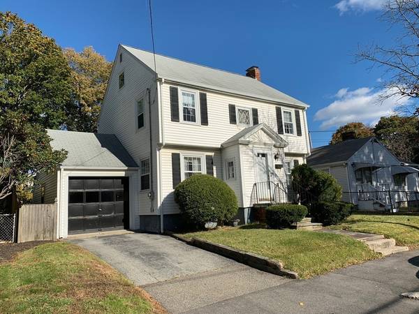 16 Ellis St, Quincy, MA 02169