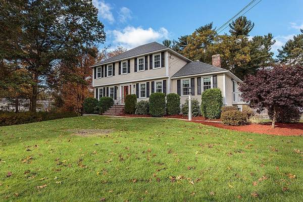 Tewksbury, MA 01876,50 Sandalwood Cir