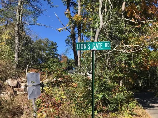 Carlisle, MA 01741,Lots 1,2,4 Lions Gate