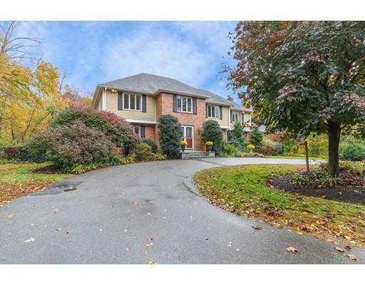 66 Olde Carriage Rd, Westwood, MA 02090