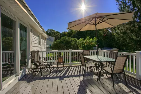 Fitchburg, MA 01420,64 Autumn Dr