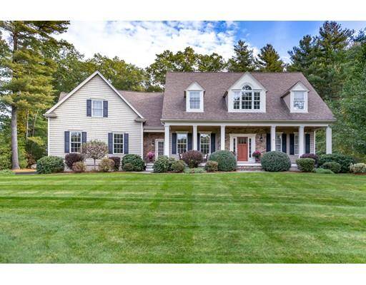 24 Opal Cir, Franklin, MA 02038