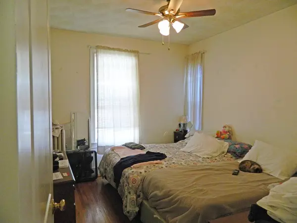 Lynn, MA 01902,9 Trinity Avenue